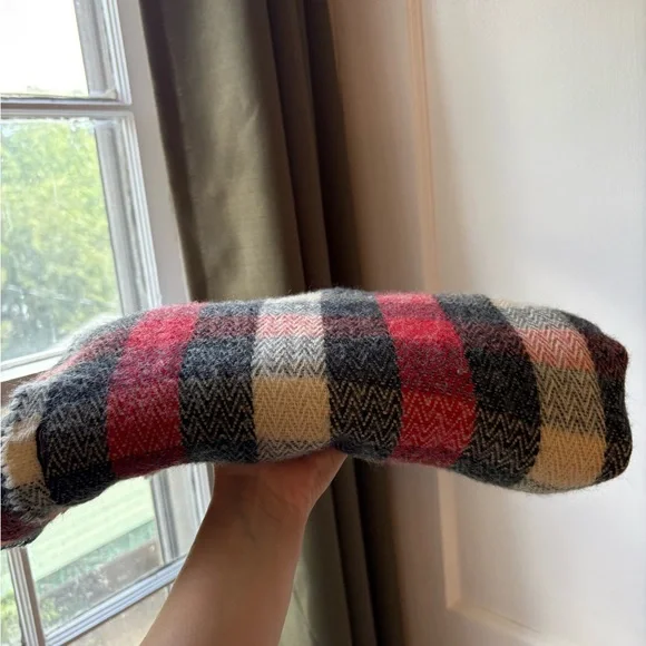 Woolrich | Red and Black Plaid Shawl with button closure | One Size - Picture 7 of 8